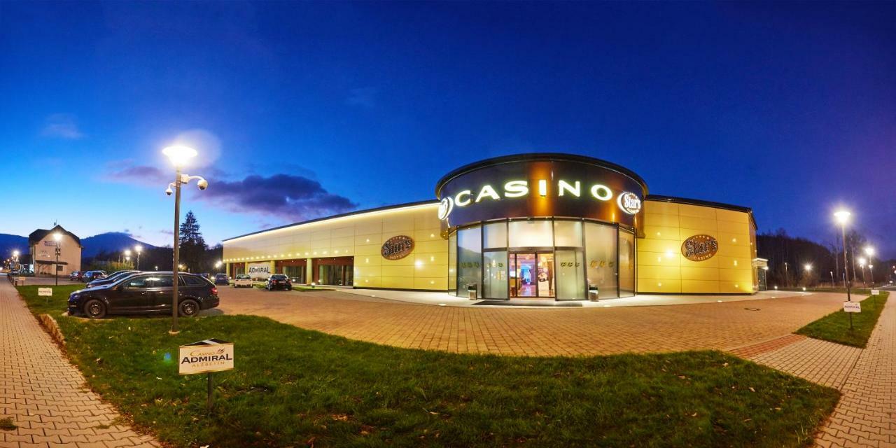 Casino&Hotel Admiral Alzbetin Железна-Руда Экстерьер фото